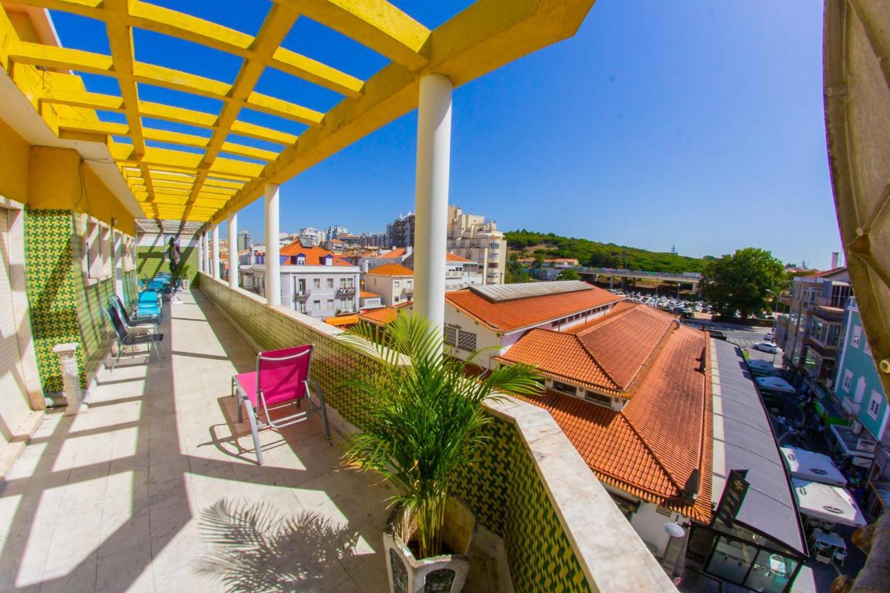 Albergue Lar Dois Coracoes Algés Exterior foto